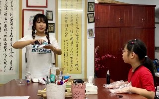 现场教学短视频制作 三下乡扎染教学：传承非遗，点亮青春